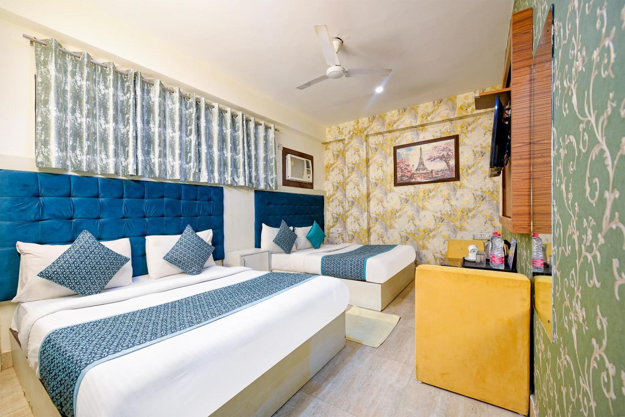 Hotel Skywood At Airport Neu-Delhi Exterior foto