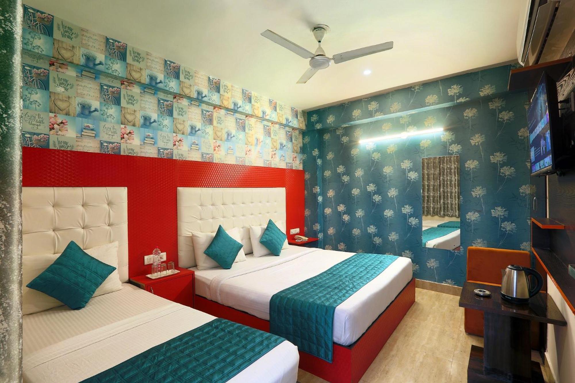 Hotel Skywood At Airport Neu-Delhi Exterior foto